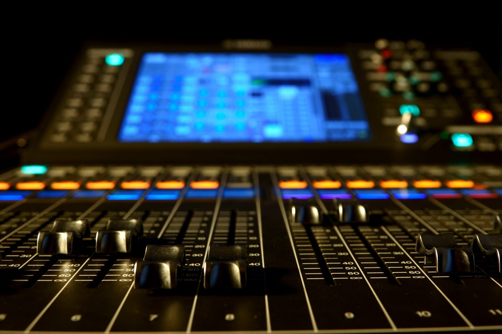 Yamaha QL1 Audio Visual