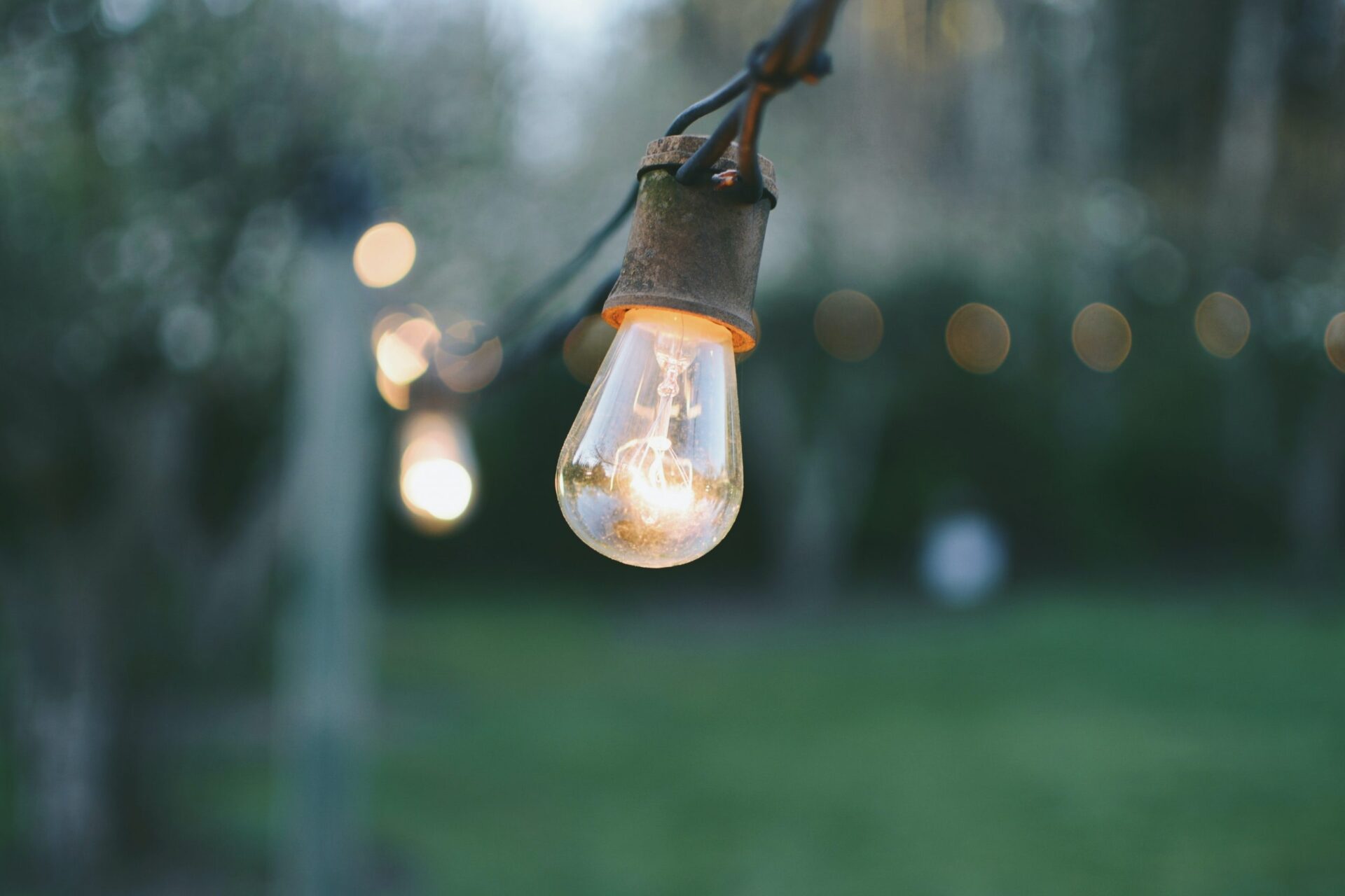 Illuminate Your Outdoors with Festoon Lighting
